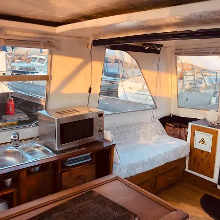 Le Pearl Botel Rouen